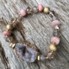 Bracelet with pink agate beads and lilac druzy quartz stone – Jae P
